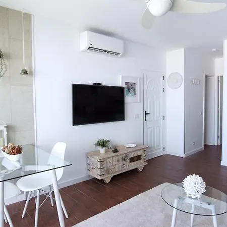 Апартаменти Portonovo La Paloma Amazing Sea View & Swimming Pool-good Wifi -free Ac- Private Parking