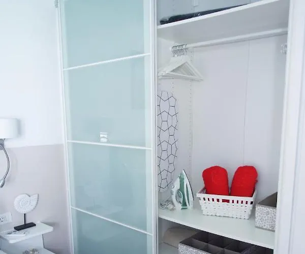 Portonovo La Paloma Amazing Sea View & Swimming Pool-good Wifi -free Ac- Private Parking *