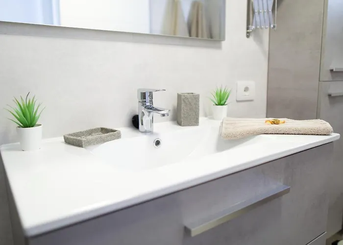 Portonovo La Paloma Amazing Sea View&swimming Pool-good Wifi -free Ac- Private Parking Appartamento Puerto del Carmen (Lanzarote)